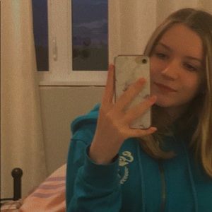 Meet your Posher, Noémie